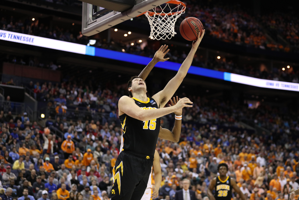 Iowa Hawkeyes forward Ryan Kriener (15) against the Tennessee Volunteers in the second round of the 2019 NCAA Men's Basketball Tournament Sunday, March 24, 2019 at Nationwide Arena in Columbus, Ohio. (Brian Ray/hawkeyesports.com)
