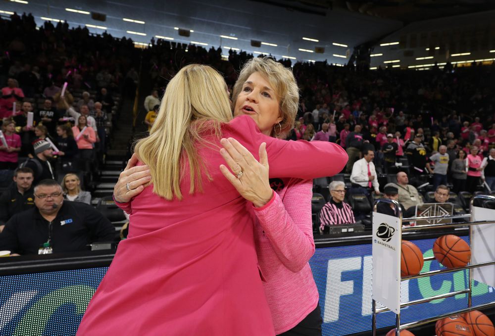 Iowa Hawkeyes head coach Lisa Bluder against the seventh ranked Maryland Terrapins Sunday, February 17, 2019 at Carver-Hawkeye Arena. (Brian Ray/hawkeyesports.com)