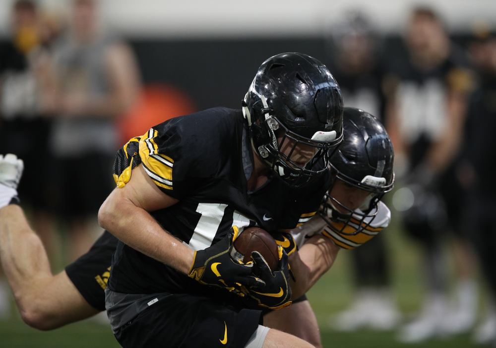 Iowa Hawkeyes tight end Drew Cook (18) during preparation for the 2019 Outback Bowl Tuesday, December 18, 2018 at the Hansen Football Performance Center. (Brian Ray/hawkeyesports.com)