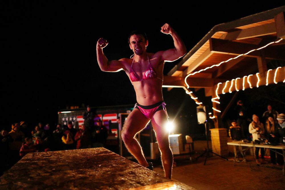 The Hawkeye Wrestling Club Arctic Plunge Saturday, January 27, 2018 at Brown Dear Golf Course in Coralville. (Brian Ray/hawkeyesports.com)