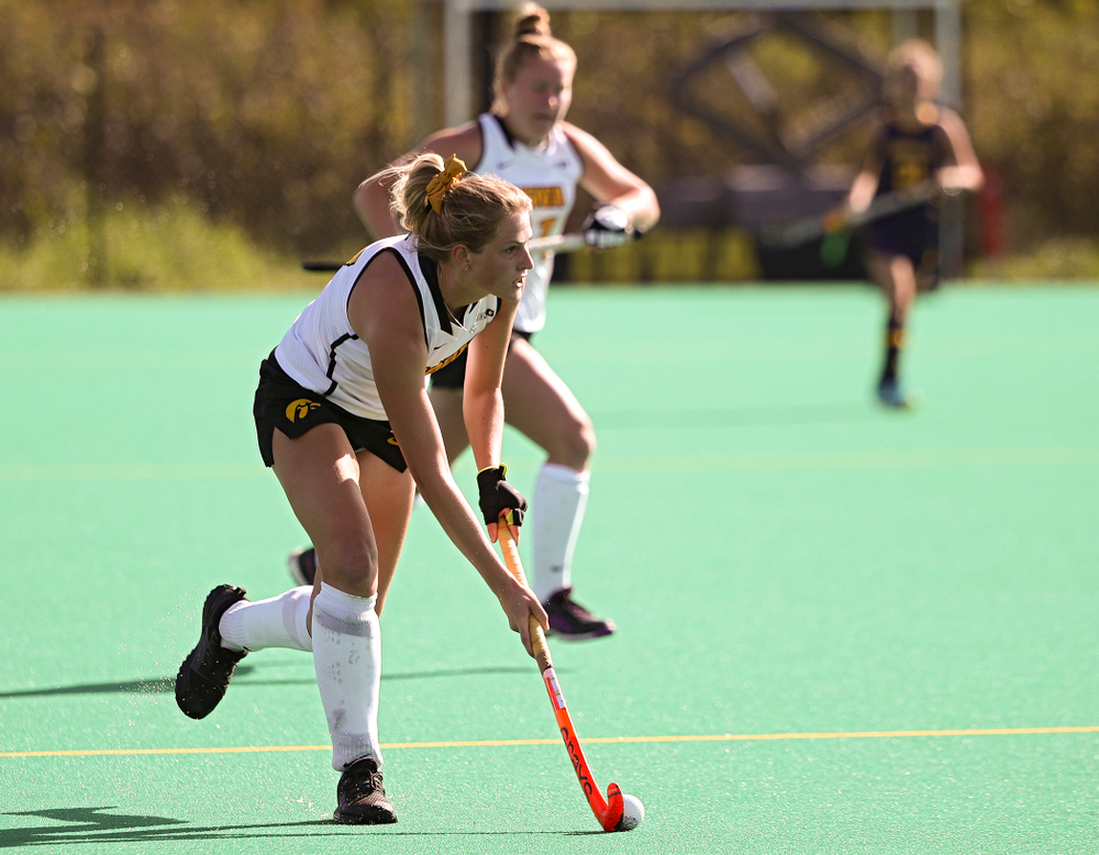 Iowa’s Ellie Holley (7) moves with the ball during the third quarter of their game at Grant Field in Iowa City on Friday, Sep 13, 2019. (Stephen Mally/hawkeyesports.com)