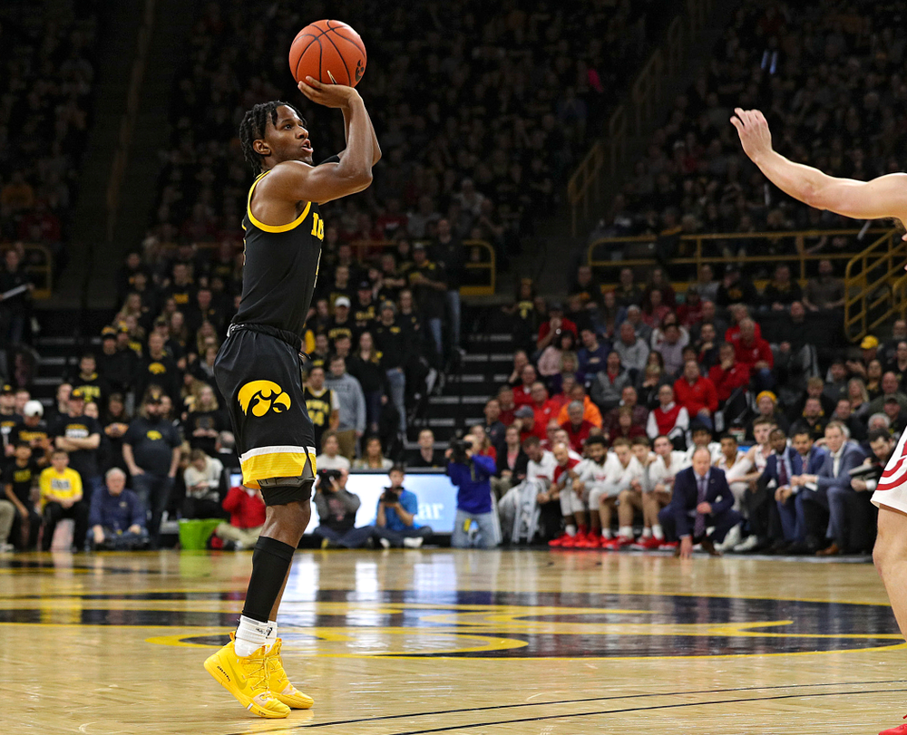 Iowa Hawkeyes guard Bakari Evelyn (4) puts up a shot during the second half of their game at Carver-Hawkeye Arena in Iowa City on Monday, January 27, 2020. (Stephen Mally/hawkeyesports.com)