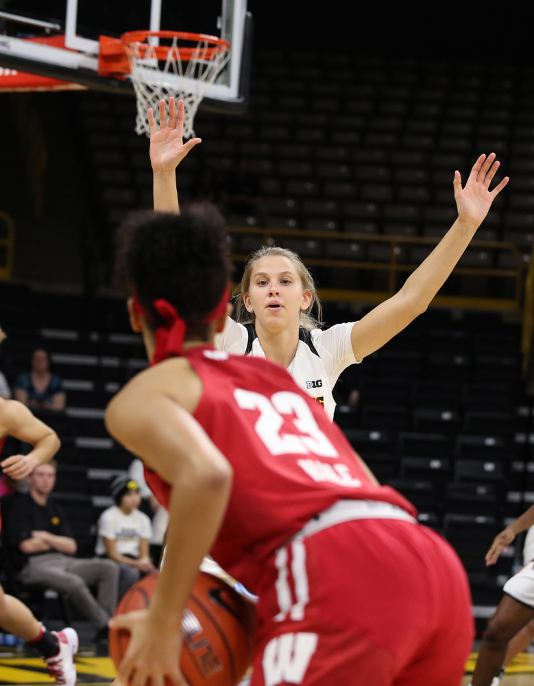 Iowa Hawkeyes forward Logan Cook (23) against the Wisconsin Badgers Monday, January 7, 2019 at Carver-Hawkeye Arena. (Brian Ray/hawkeyesports.com)