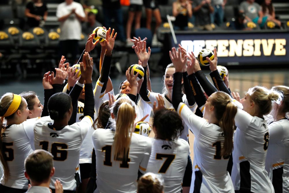 The Iowa Hawkeyes against the Michigan Wolverines Sunday, September 23, 2018 at Carver-Hawkeye Arena. (Brian Ray/hawkeyesports.com)