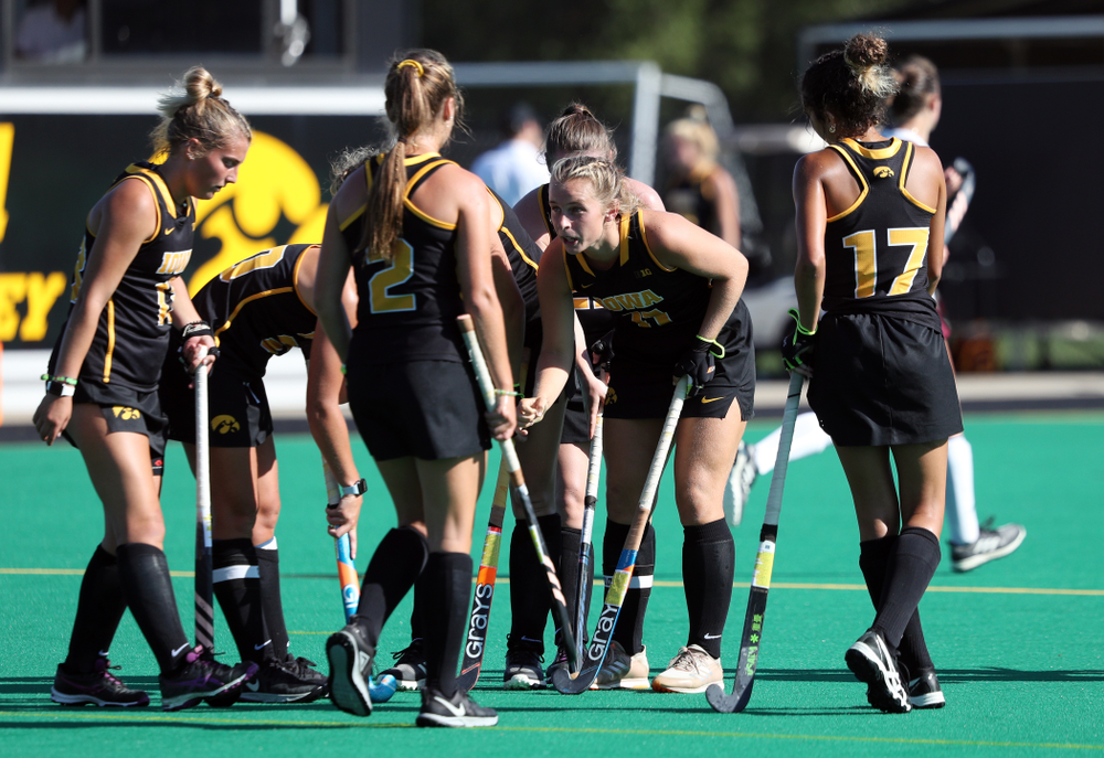 Iowa Hawkeyes Katie Birch (11) sets up a penalty corner against Central Michigan Friday, September 6, 2019 at Grant Field. The Hawkeyes won the game 11-0. (Brian Ray/hawkeyesports.com)