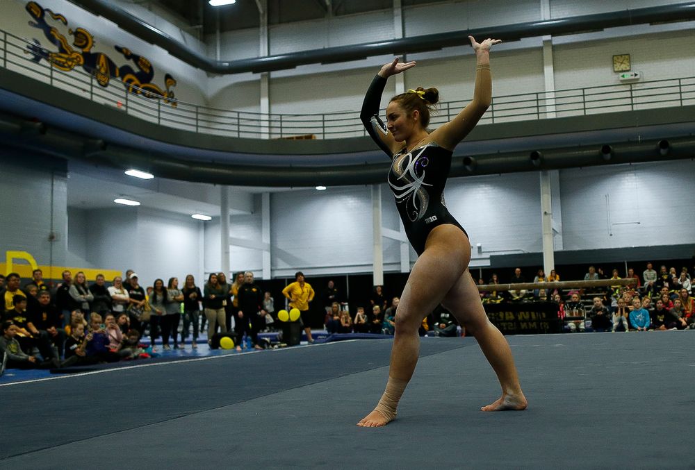 Breanna Fitzke competes in the floor exercise during the Black and Gold Intrasquad meet at the Field House on 12/2/17. (Tork Mason/hawkeyesports.com)