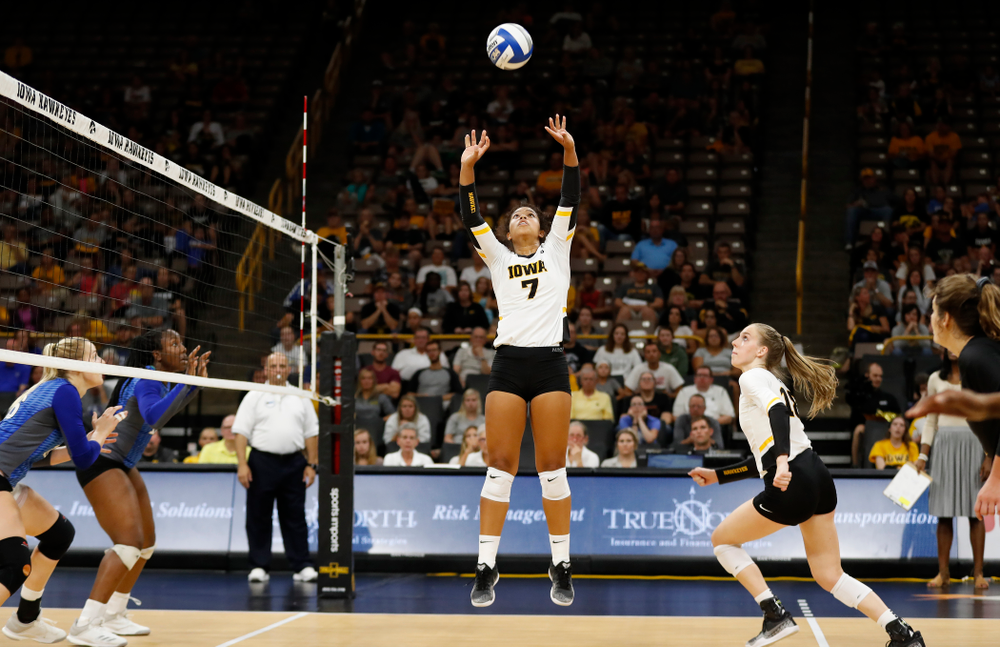 Iowa Hawkeyes setter Gabrielle Orr (7) against Eastern Illinois Sunday, September 9, 2018 at Carver-Hawkeye Arena. (Brian Ray/hawkeyesports.com)