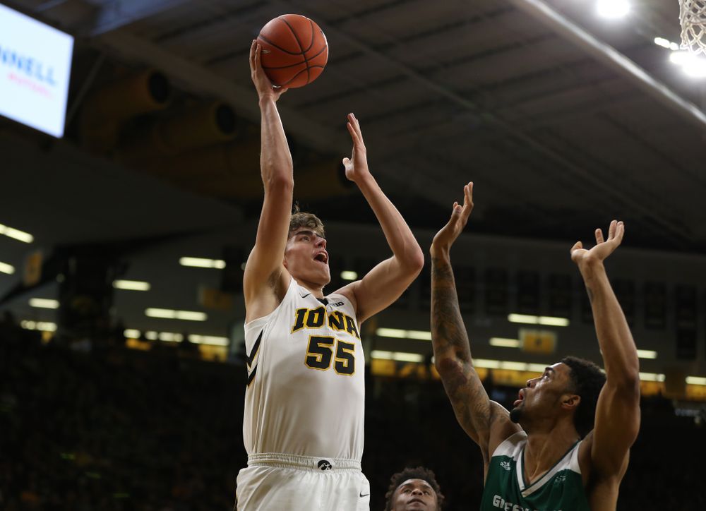 Iowa Hawkeyes forward Luka Garza (55) against UW Green Bay Sunday, November 11, 2018 at Carver-Hawkeye Arena. (Brian Ray/hawkeyesports.com)