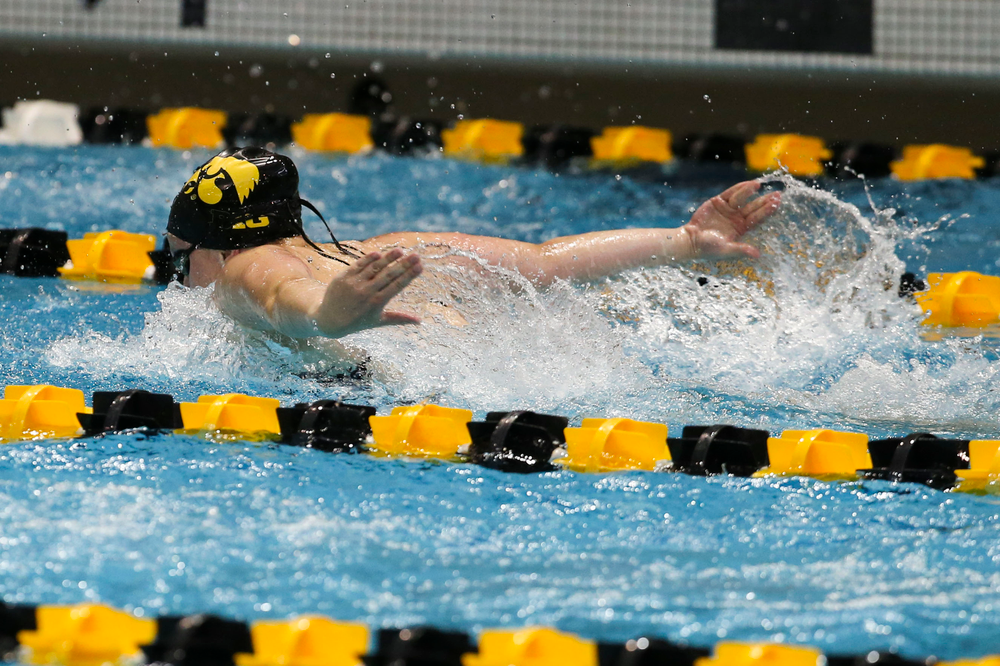 Iowa’s Amy Lenderink during Iowa swim and dive vs Minnesota on Saturday, October 26, 2019 at the Campus Wellness and Recreation Center. (Lily Smith/hawkeyesports.com)