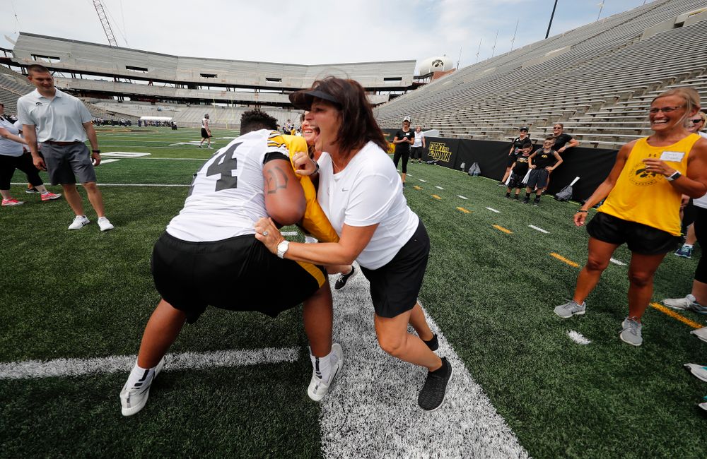 The 2018 Iowa Ladies Football Academy Saturday, June 9, 2018 at Kinnick Stadium. (Brian Ray/hawkeyesports.com)