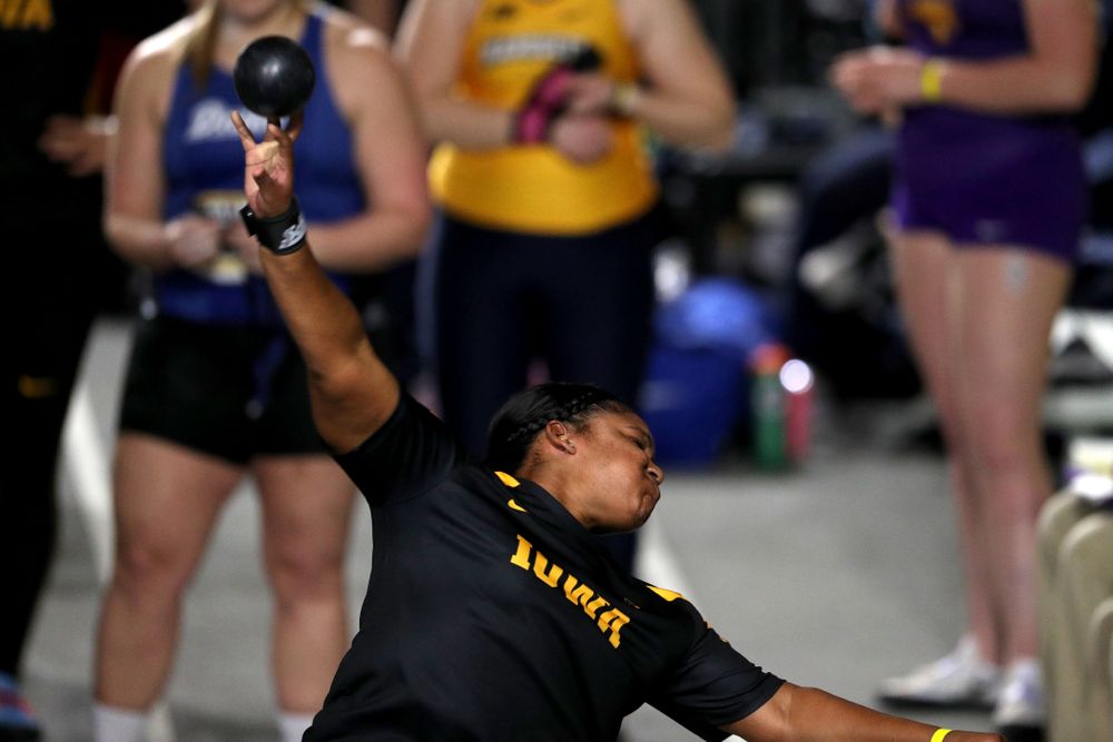 Iowa's Nia Britt competes in the Shot Put during the Black and Gold Premier meet Saturday, January 26, 2019 at the Recreation Building. (Brian Ray/hawkeyesports.com)
