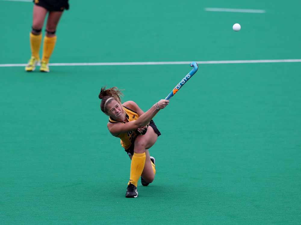 Iowa Hawkeyes Sophie Sunderland (20) against Maryland during the championship game of the Big Ten Tournament Sunday, November 4, 2018 at Lakeside Field in Evanston, Ill. (Brian Ray/hawkeyesports.com)