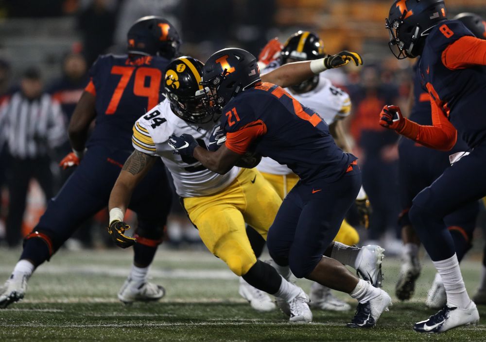 Iowa Hawkeyes defensive end A.J. Epenesa (94) against the Illinois Fighting Illini Saturday, November 17, 2018 at Memorial Stadium in Champaign, Ill. (Brian Ray/hawkeyesports.com)