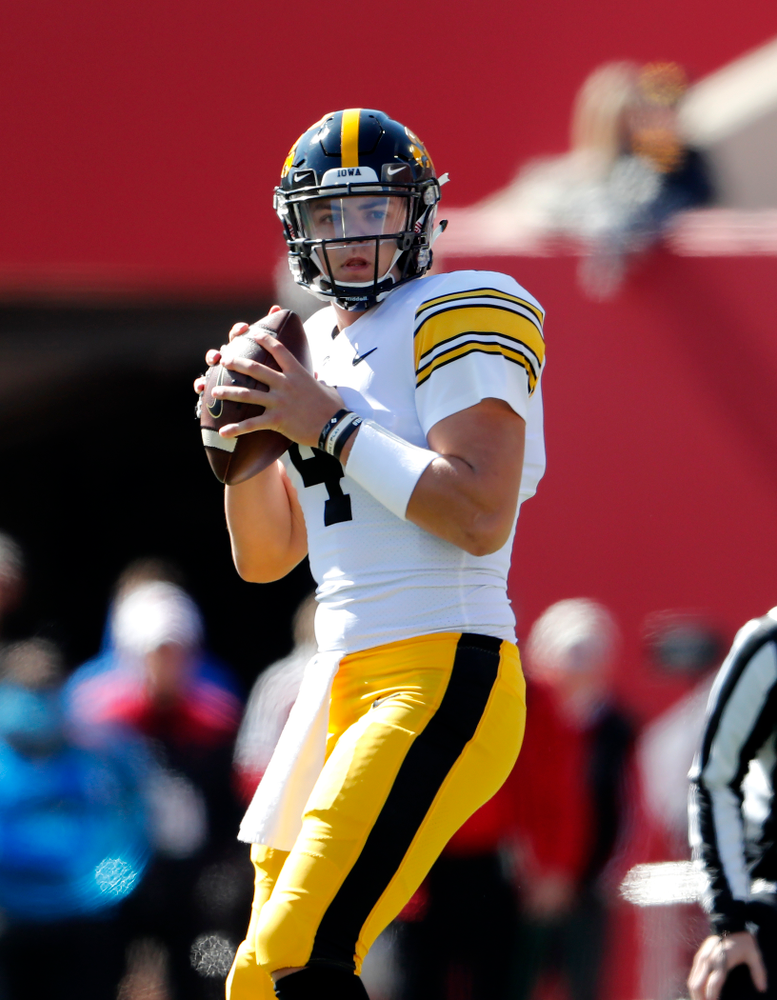 Iowa Hawkeyes quarterback Nate Stanley (4) against the Indiana Hoosiers Saturday, October 13, 2018 at Memorial Stadium, in Bloomington, Ind. (Brian Ray/hawkeyesports.com)
