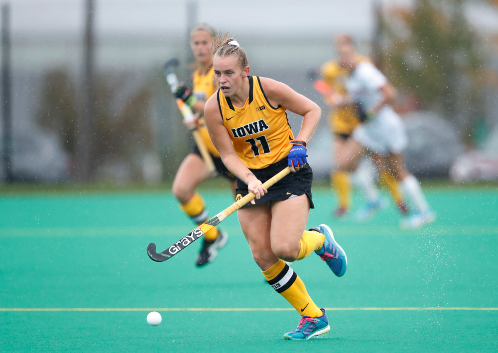 Iowa Hawkeyes Katie Birch (11) against Stanford Sunday, October 7, 2018 at Grant Field. (Brian Ray/hawkeyesports.com)