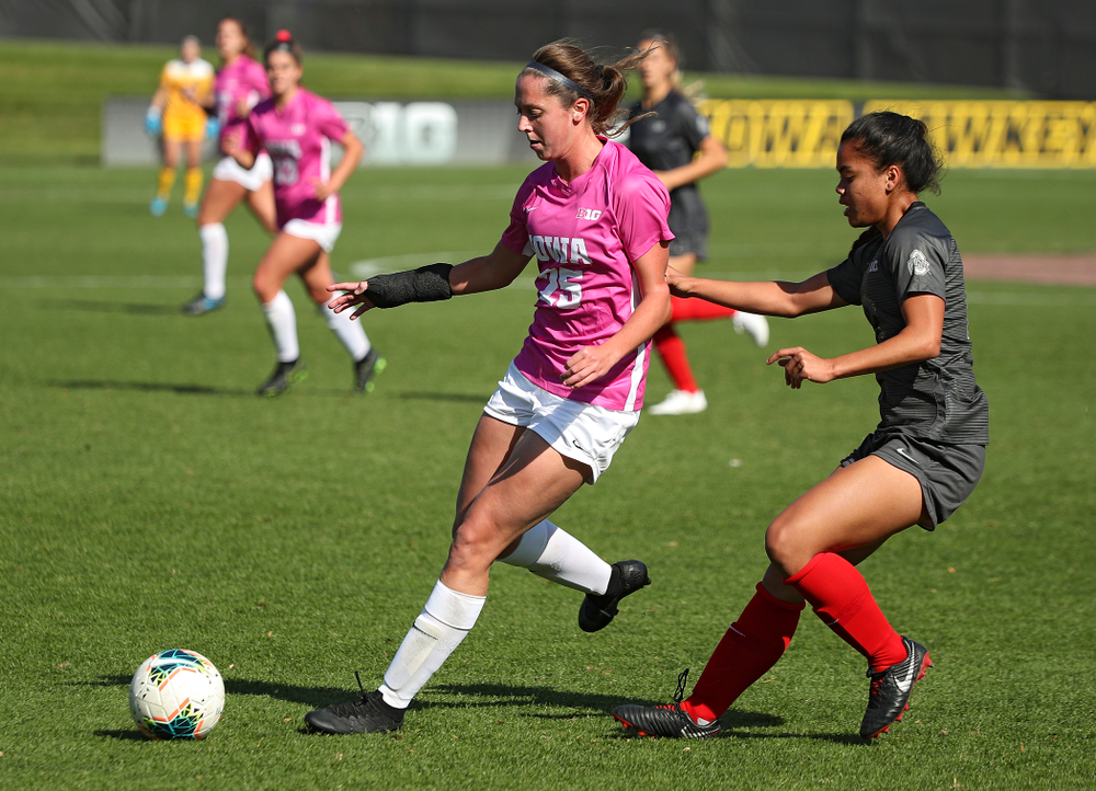 Iowa midfielder Josie Durr (25) eyes the ball during the first half of their match at the Iowa Soccer Complex in Iowa City on Sunday, Oct 27, 2019. (Stephen Mally/hawkeyesports.com)