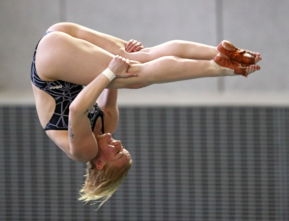 Iowa’s Thelma Strandberg competes in the women’s platform diving preliminary event during the 2020 Women’s Big Ten Swimming and Diving Championships at the Campus Recreation and Wellness Center in Iowa City on Saturday, February 22, 2020. (Stephen Mally/hawkeyesports.com)