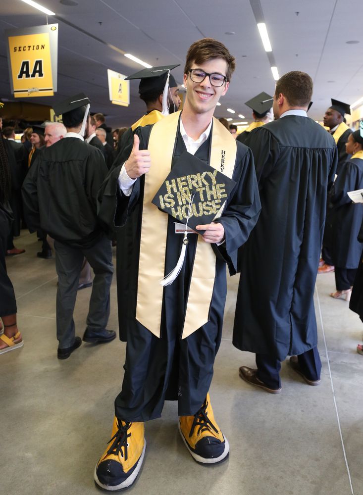 Iowa Spirit SquadÕs Alex Kern during the College of Liberal Arts and Sciences spring commencement Saturday, May 11, 2019 at Carver-Hawkeye Arena. (Brian Ray/hawkeyesports.com)