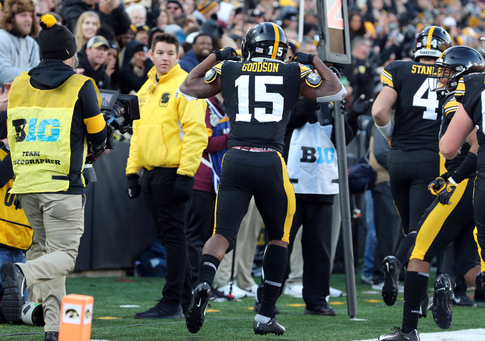 Iowa Hawkeyes running back Tyler Goodson (15) scores against the Minnesota Golden Gophers Saturday, November 16, 2019 at Kinnick Stadium. (Brian Ray/hawkeyesports.com)
