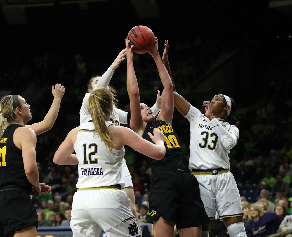 Iowa Hawkeyes forward Megan Gustafson (10) against the Notre Dame Fighting Irish Thursday, November 29, 2018 at the Joyce Center in South Bend, Ind. (Brian Ray/hawkeyesports.com)