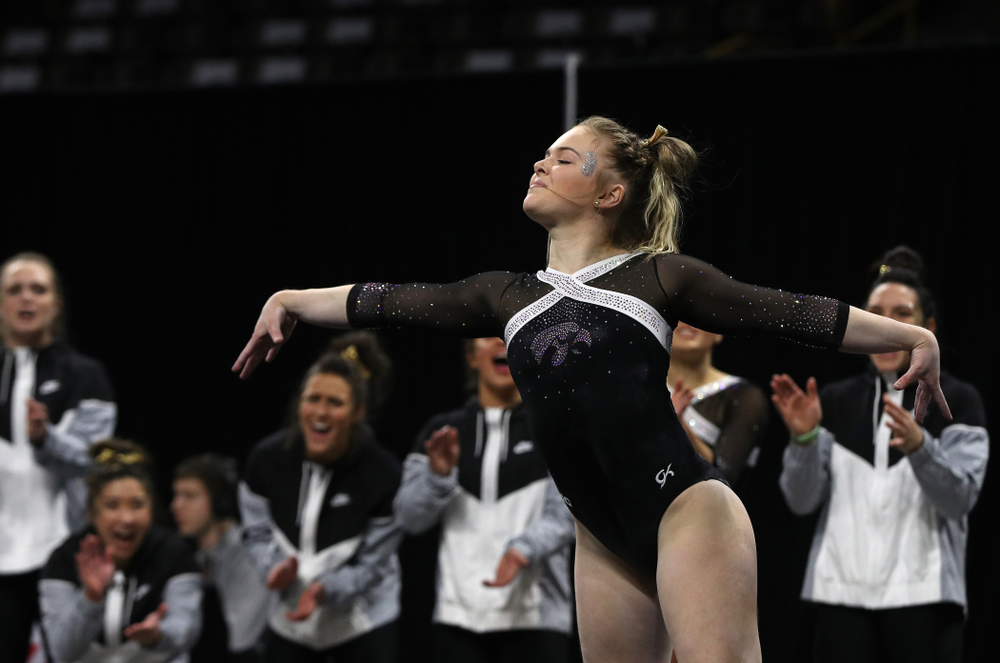 Iowa's Charlotte Sullivan competes on the floor against the Rutgers Scarlet Knights Saturday, January 26, 2019 at Carver-Hawkeye Arena. (Brian Ray/hawkeyesports.com)