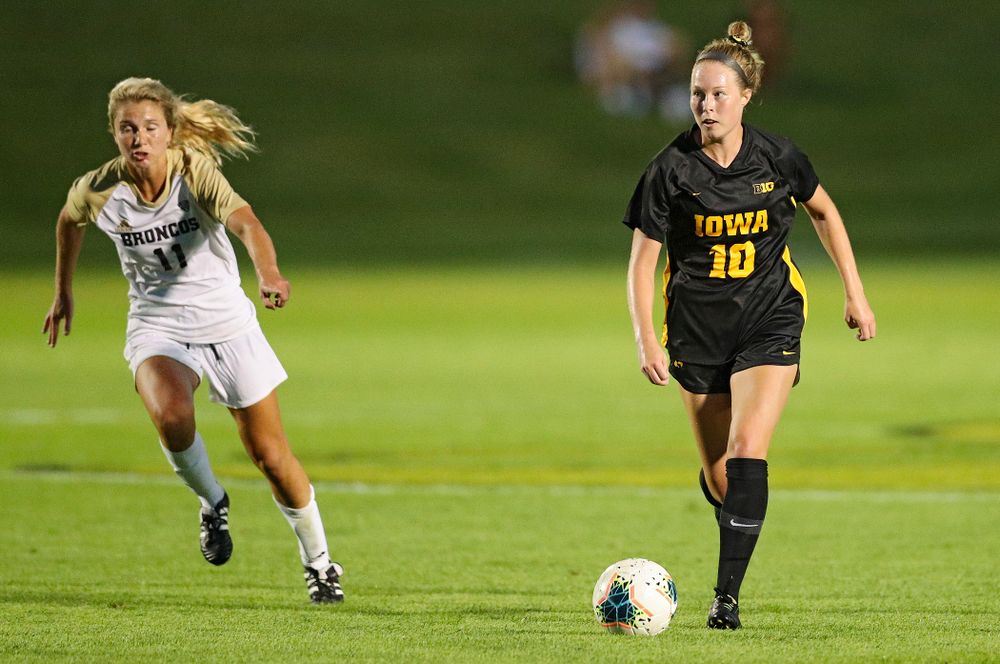 Iowa midfielder/defender Natalie Winters (10) looks down the field as she moves with the ball during the second half of their match against Western Michigan at the Iowa Soccer Complex in Iowa City on Thursday, Aug 22, 2019. (Stephen Mally/hawkeyesports.com)