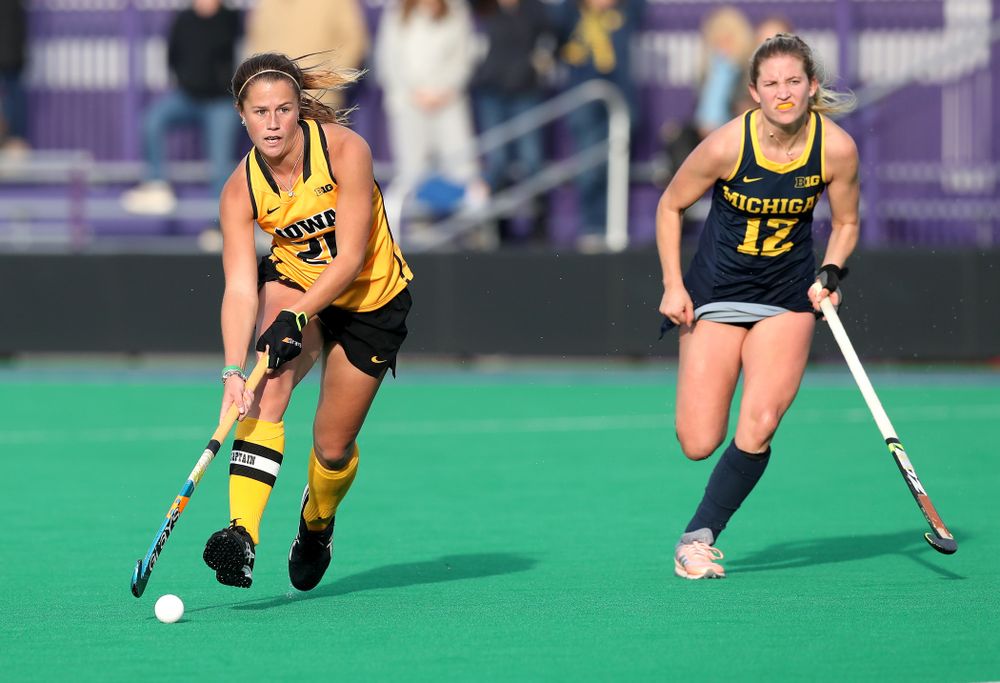 Iowa Hawkeyes Sophie Sunderland (20) against the Michigan Wolverines in the semi-finals of the Big Ten Tournament Friday, November 2, 2018 at Lakeside Field on the campus of Northwestern University in Evanston, Ill. (Brian Ray/hawkeyesports.com)