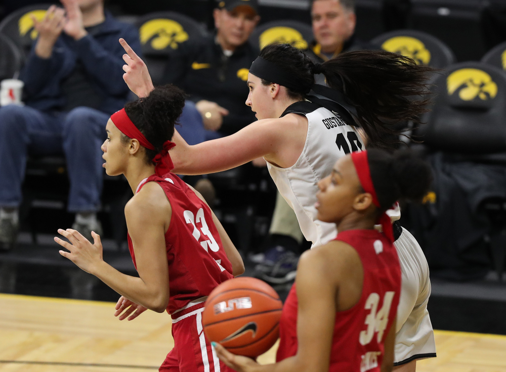Iowa Hawkeyes forward Megan Gustafson (10) against the Wisconsin Badgers Monday, January 7, 2019 at Carver-Hawkeye Arena. (Brian Ray/hawkeyesports.com)