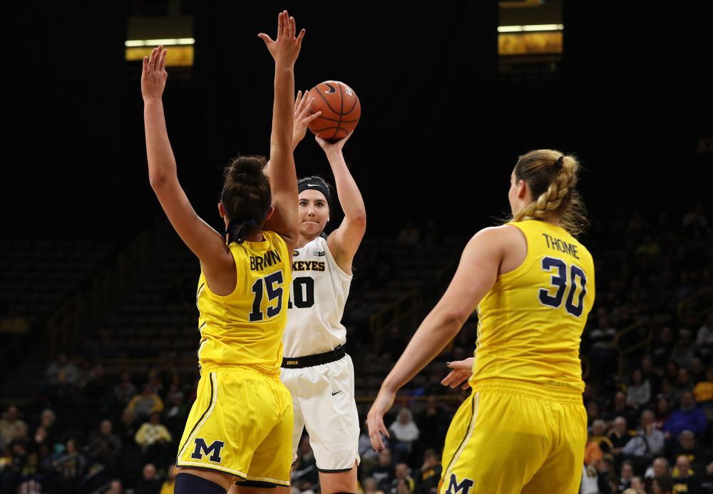 Iowa Hawkeyes forward Megan Gustafson (10) against the Michigan Wolverines Thursday, January 17, 2019 at Carver-Hawkeye Arena. (Brian Ray/hawkeyesports.com)