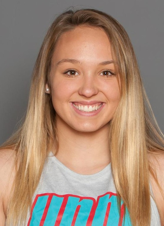 Claire Nenninger - Beach Volleyball - University of New Mexico Lobos Athletics