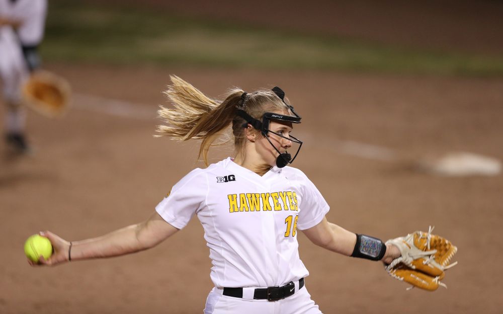 Iowa Hawkeyes Sarah Lehman (16) against Western Illinois Wednesday, March 27, 2019 at Pearl Field. (Brian Ray/hawkeyesports.com)