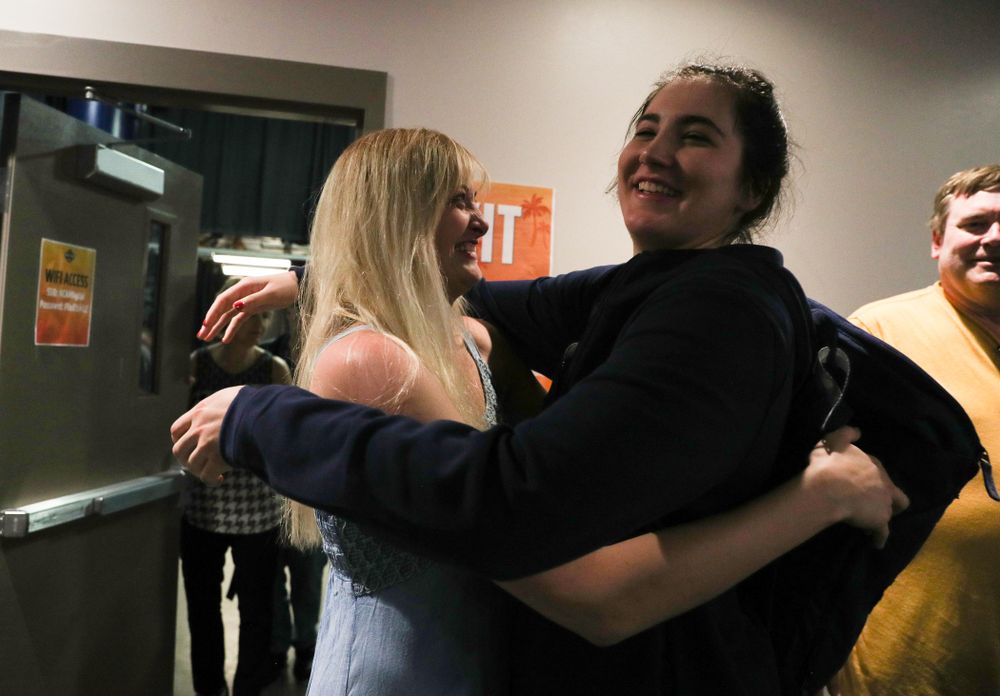 Iowa Hawkeyes forward Megan Gustafson (10) receives US Basketball Writers Association Ann Meyers Drysdale Player of the Year award from Ann Meyers Drysdale during a news conference Friday, April 5, 2019 at Amalie Arena in Tampa, FL. (Brian Ray/hawkeyesports.com)
