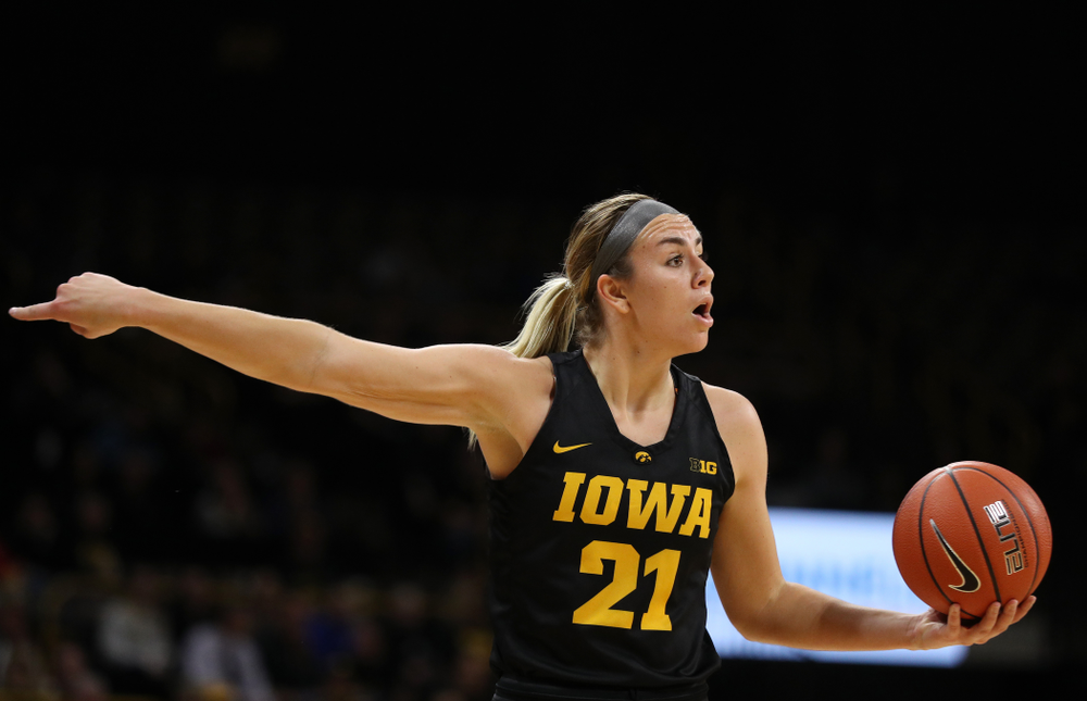 Iowa Hawkeyes forward Hannah Stewart (21) against the Iowa State Cyclones in the Iowa Corn Cy-Hawk Series Wednesday, December 5, 2018 at Carver-Hawkeye Arena. (Brian Ray/hawkeyesports.com)