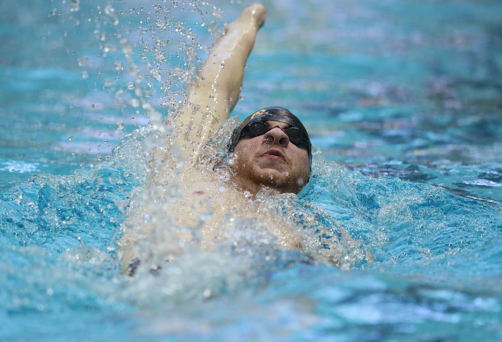 Iowa's Tanner Nelson swims the 200 yard Individual Medley Thursday, November 15, 2018 during the 2018 Hawkeye Invitational at the Campus Recreation and Wellness Center. (Brian Ray/hawkeyesports.com)