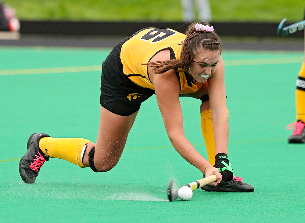 Iowa’s Anthe Nijziel (6) scores a goal during the third quarter of their game against UC Davis at Grant Field in Iowa City on Sunday, Oct 6, 2019. (Stephen Mally/hawkeyesports.com)