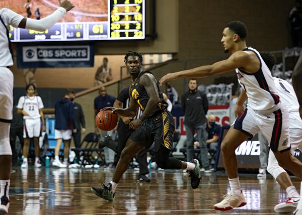 PHOTOS: Iowa Men's Basketball vs Gonzaga - 12.19.20 - University of Iowa Athletics