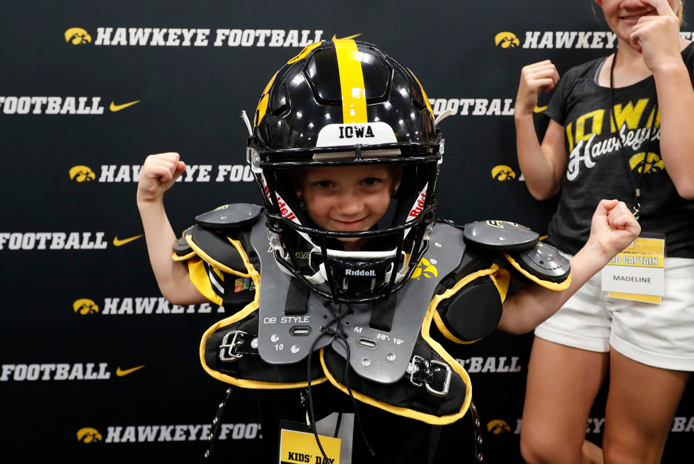 Kid Captain Harper Stribe during Kids Day Saturday, August 11, 2018 at Kinnick Stadium. (Brian Ray/hawkeyesports.com)