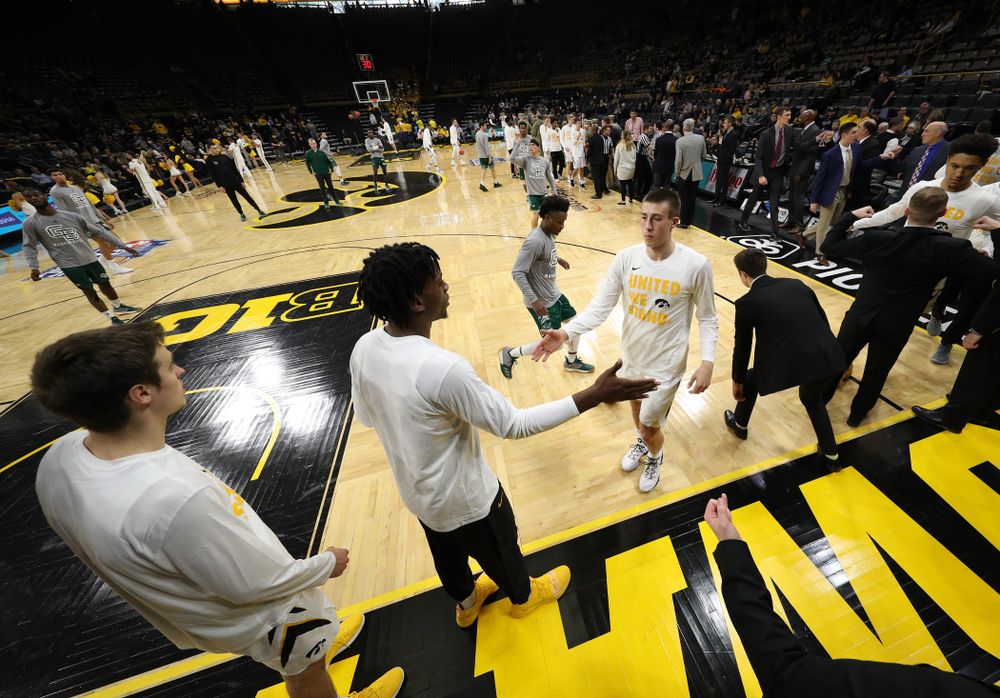 Iowa Hawkeyes forward Tyler Cook (25) and guard Joe Wieskamp (10) against UW Green Bay Sunday, November 11, 2018 at Carver-Hawkeye Arena. (Brian Ray/hawkeyesports.com)