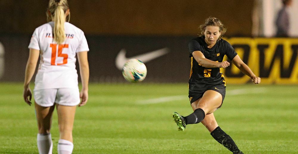Iowa defender Riley Whitaker (5) passes the ball during the first half of their match against Illinois at the Iowa Soccer Complex in Iowa City on Thursday, Sep 26, 2019. (Stephen Mally/hawkeyesports.com)