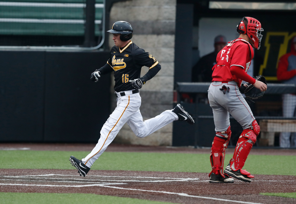 Iowa Hawkeyes infielder Tanner Wetrich (16) against the Bradley Braves Wednesday, March 28, 2018 at Duane Banks Field. (Brian Ray/hawkeyesports.com)