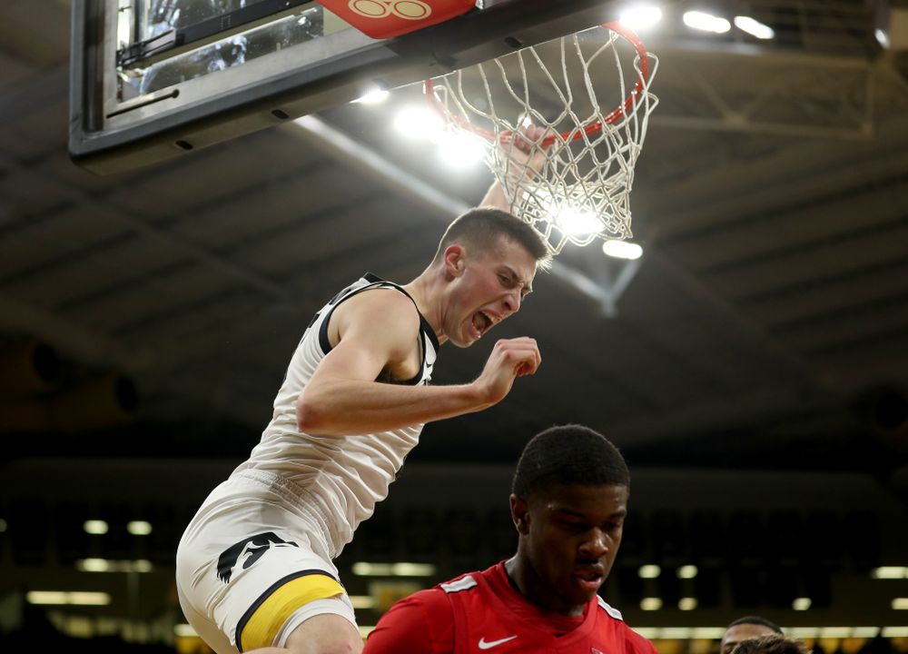 Iowa Hawkeyes guard Joe Wieskamp (10) against the Ohio State Buckeyes Thursday, February 20, 2020 at Carver-Hawkeye Arena. (Brian Ray/hawkeyesports.com)