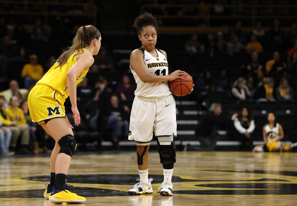 Iowa Hawkeyes guard Tania Davis (11) against the Michigan Wolverines Thursday, January 17, 2019 at Carver-Hawkeye Arena. (Brian Ray/hawkeyesports.com)