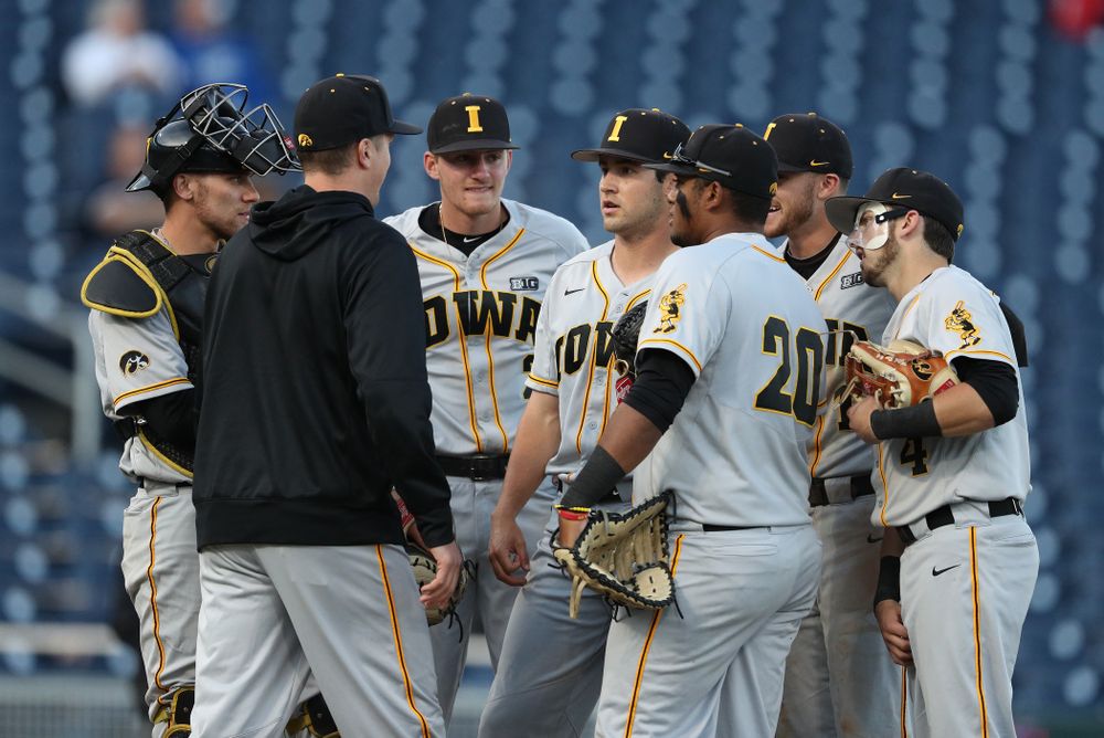 Iowa Hawkeyes Grant Leonard (43) against the Indiana Hoosiers in the first round of the Big Ten Baseball Tournament Wednesday, May 22, 2019 at TD Ameritrade Park in Omaha, Neb. (Brian Ray/hawkeyesports.com)