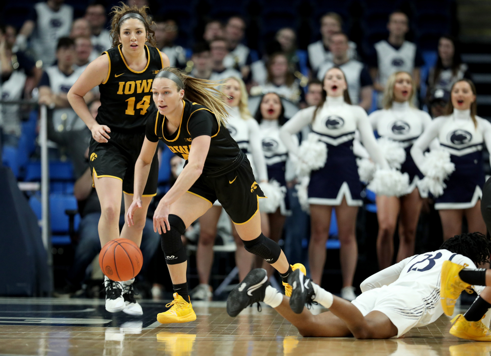 Iowa Hawkeyes guard Makenzie Meyer (3) against the Penn State Nittany Lions Thursday, January 30, 2020 at the Bryce Jordan Center. (Brian Ray/hawkeyesports.com)
