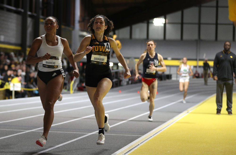 Iowa's Tia Saunders runs the 600 meter premier during the 2019 Larry Wieczorek Invitational Friday, January 18, 2019 at the Hawkeye Tennis and Recreation Center. (Brian Ray/hawkeyesports.com)