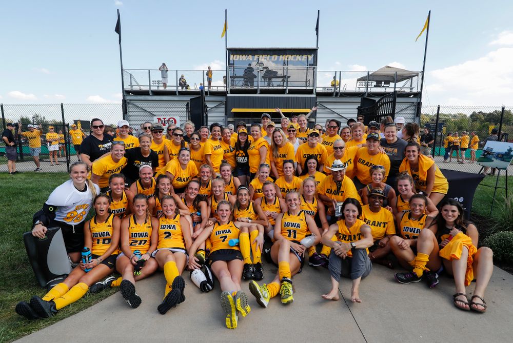 Iowa Field Hockey Alumni pose for a photo with the current Iowa Hawkeyes following their victory over Indiana Sunday, September 16, 2018 at Grant Field. (Brian Ray/hawkeyesports.com)