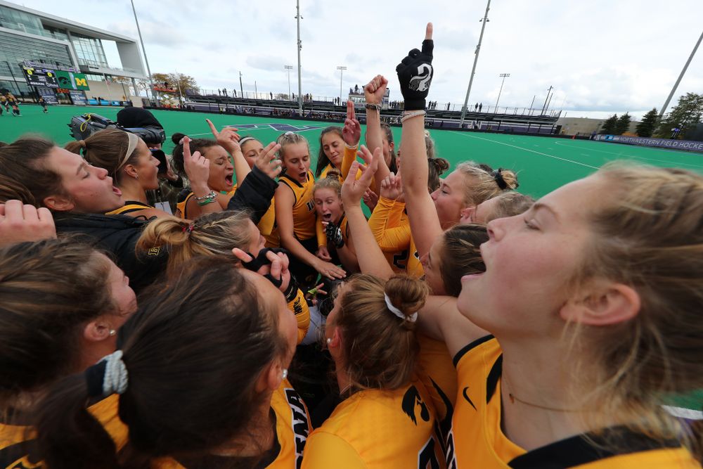 The Iowa Hawkeyes get pumped up for their game against the Michigan Wolverines in the semi-finals of the Big Ten Tournament Friday, November 2, 2018 at Lakeside Field on the campus of Northwestern University in Evanston, Ill. (Brian Ray/hawkeyesports.com)