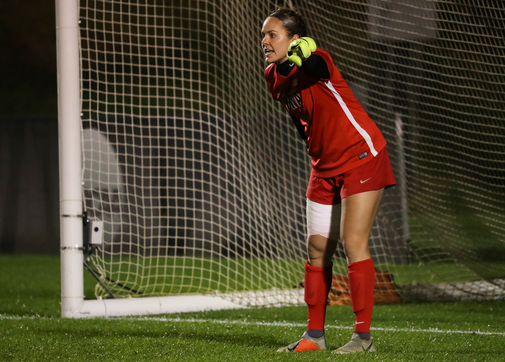 Iowa Hawkeyes goalkeeper Claire Graves (1) directs the defense during a game against Michigan State at the Iowa Soccer Complex on October 12, 2018. (Tork Mason/hawkeyesports.com)