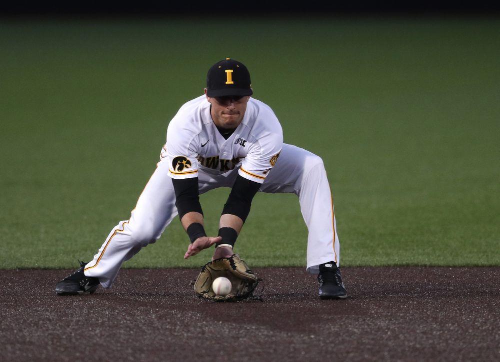 Iowa Hawkeyes Tanner Wetrich (16) makes a play during game one against UC Irvine Friday, May 3, 2019 at Duane Banks Field. (Brian Ray/hawkeyesports.com)