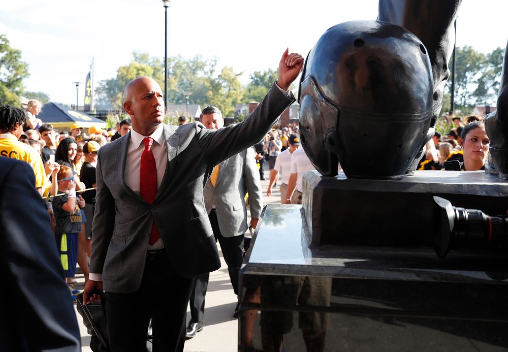 Special Teams Coordinator LeVar Woods against the Northern Iowa Panthers Saturday, September 15, 2018 at Kinnick Stadium. (Brian Ray/hawkeyesports.com)